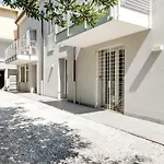 Campus House Apartamento